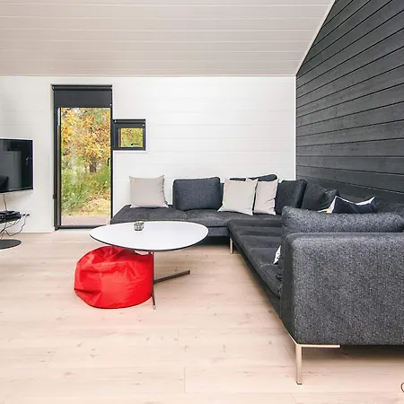 Luxury Retreat - By Traum Holiday home